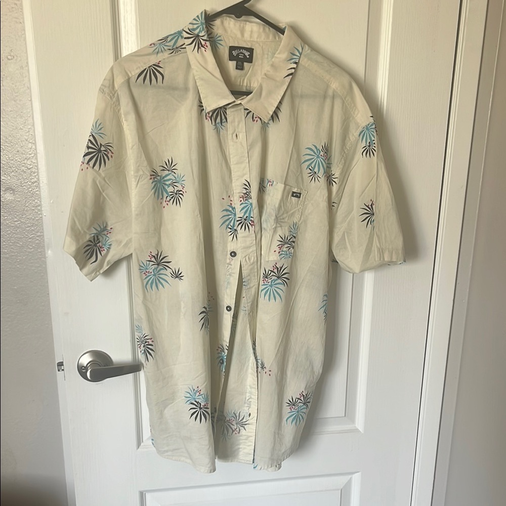 Volcom Cream and Blue Tropical Casual Shirt
